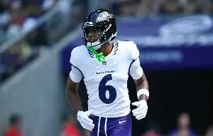 Ravens bracing to be without top Lamar Jackson weapon for at least 1 month