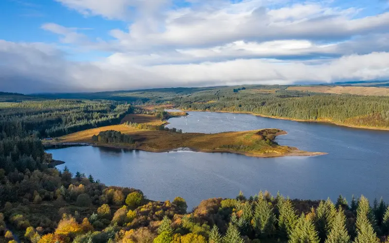 Kielder’s lakeside trail combines peaceful woodland and sweeping water views with a series of unusual artworks - Jason Friend Photography Ltd / Alamy Stock Photo