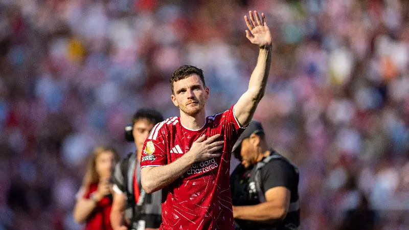 «Robertson deja el Liverpool y da un paso importante dentro de la Premier League»