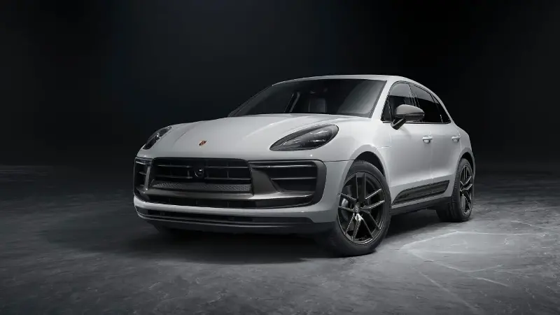Tras 12 años de vida, Porsche pone el punto y final al Macan de combustión; si quieres uno corre porque le queda poco