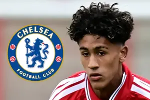 JJ Gabriel 'picks Chelsea' as Manchester United identify replacement