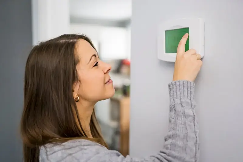 More money savings can come with turning the heat off or down when  possible (Getty Images/iStock)