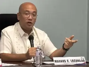 ‘Dancing’ rider probed, license suspended