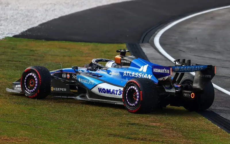 Alexander Albon’s problems triggered a virtual and then a full safety car - LAT Images/Joe Portlock