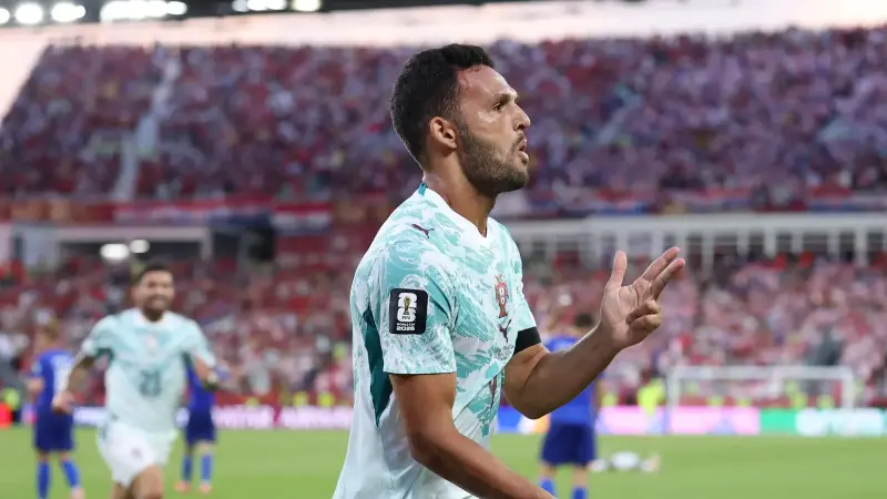 Valoraciones de los jugadores de Portugal frente a Croacia: Cristiano Ronaldo marca por fin su primer gol en una fase eliminatoria del Mundial, pero el suplente Gonçalo Ramos se lleva todo el protagonismo y allana el camino para el duelo contra España