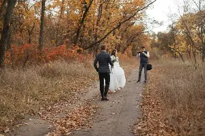 Couple Can’t Wait To See Wedding Photos—Until They Get Heartbreaking Text