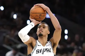 Wemby stars as Spurs rip Thunder to level NBA playoff series