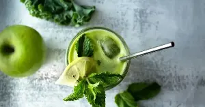 Having trouble sleeping? Experts suggest trying these 4 types of vegetable juices.