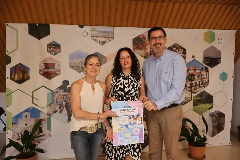Mijas reedita la escuela de verano en el colegio Tamixa para facilitar la conciliación familiar