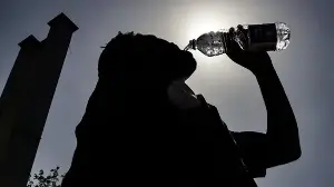 Heatwaves causing muscle cramps? Experts share symptoms that indicate it could be more than dehydration