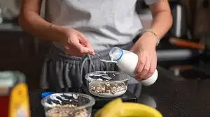 7 High-Protein Snacks for Office Desk: Tasty 4PM Hunger Solutions for a More Productive Afternoon