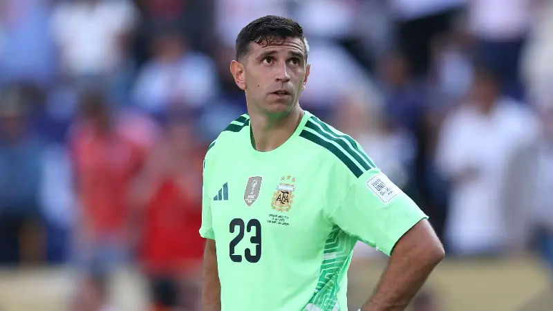 El Villa se mantiene firme con respecto al portero