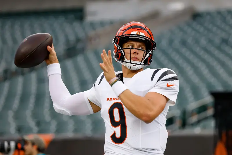 Joe Burrow #9 of the Cincinnati Bengals warms up prior to a game against the Detroit Lions at Paycor Stadium on August 13, 2026 in Cincinnati, Ohio. (Photo by Lauren Leigh Bacho/Getty Images)