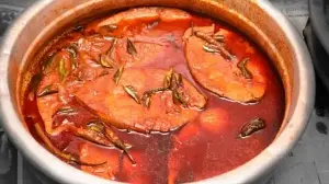 Masor Tenga Recipe: Assamese Sour Fish Curry with Lemon for a Bohag Bihu Feast