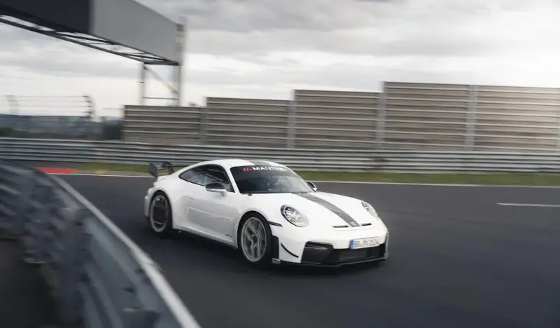 992.2 Porsche 911 GT3 Manthey Kit Nurburgring record