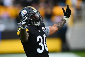Big days from Aaron Rodgers and Jaylen Warren power Steelers past Colts