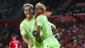 احتفالات صاخبة وقفز في الهواء.. كيف تلقى نجم برشلونة خبر الاستدعاء لكأس العالم؟!