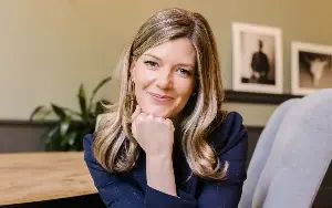 Why this professor thinks oversharing can make you healthier and happier