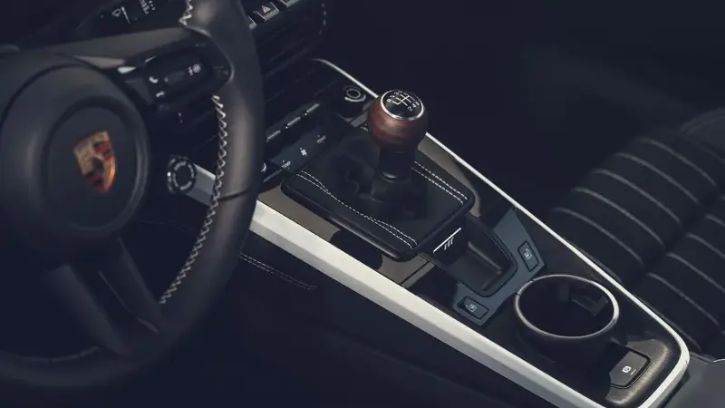 Porsche 911 Carrera S Manual