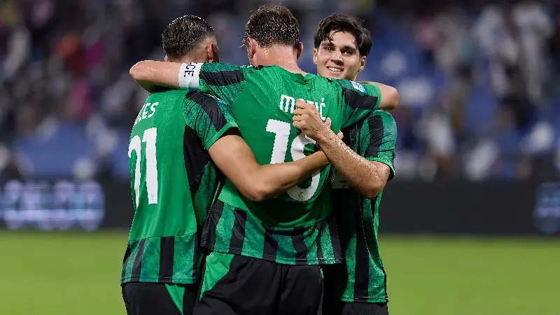 Sassuolo, Adzic: «Aquilani me da mucha confianza. Sobre la Juventus no puedo responder»