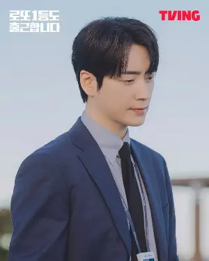 3 Times Lee Joon-hyuk Put On a Suit and Turned It Into the Role of His Life