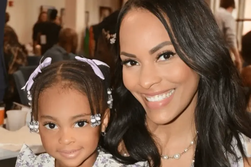 Alicia Harris and her daughter Journi.
