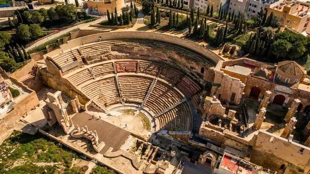 La ciudad romana mejor conservada de España está bajo tierra: tiene un teatro casi intacto, mosaicos originales y un museo subterráneo único en Europa