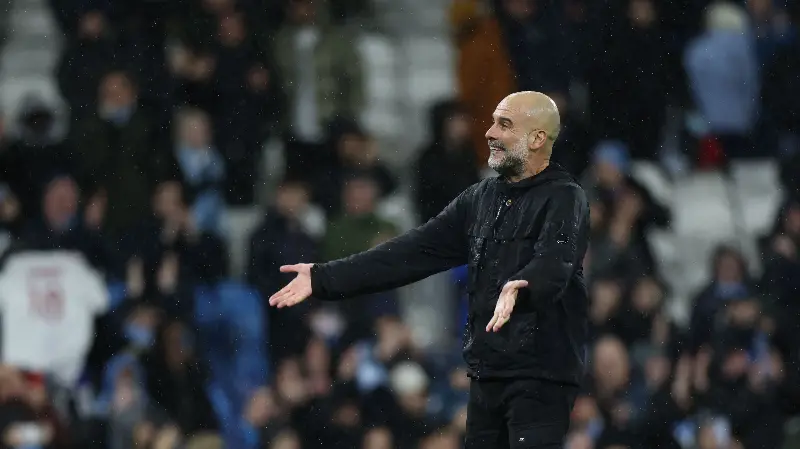 Guardiola exige que se acabe con el ruido.