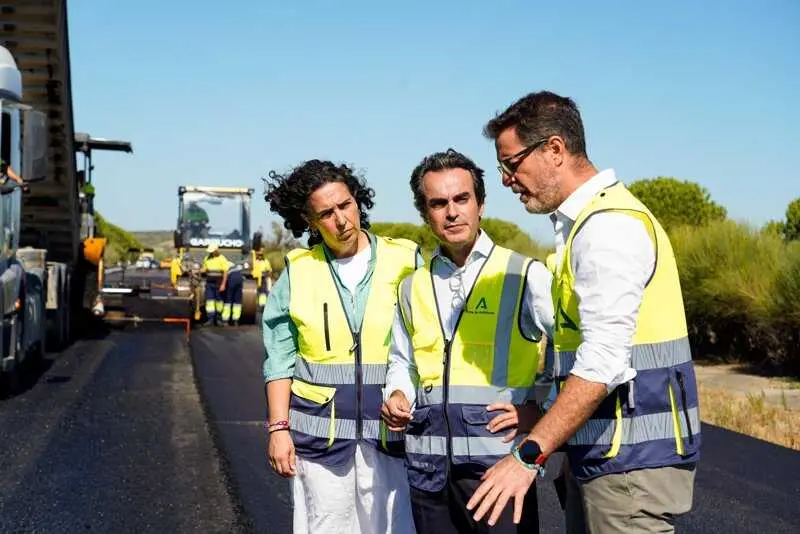 La Junta invierte tres millones de euros en el asfaltado de 13 kilómetros de la Autovía Jerez-Los Barrios