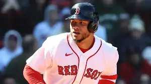 Red Sox benefit as Willson Contreras finally lets his bat do the talking