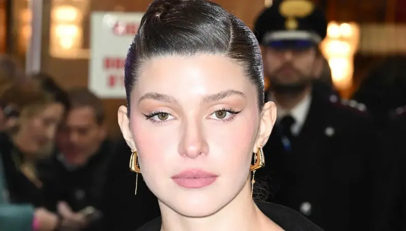 Natalia Paragoni racconta il parto: "Ho fatto un cesareo, mai più". E parla del nome della figlia