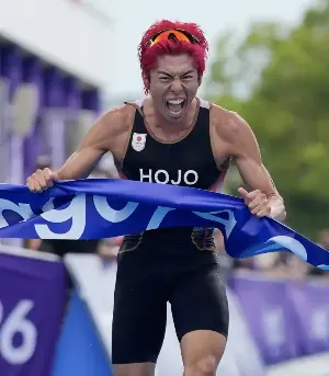 First Asian Games gold goes to Japan
