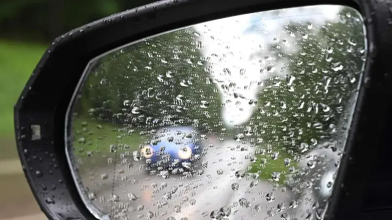 Wochenende fällt ins Wasser: Regen, Windböen und Gewitter drohen in NRW