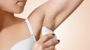 Use underarm roll-ons to control odour in summer: 7 picks to help you smell fresh all day long