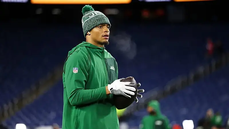 New York Jets QB Justin Fields