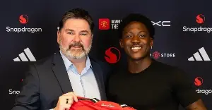 Kobbie Mainoo extends his contract with Manchester United for another five years, with a salary increase of 650%.