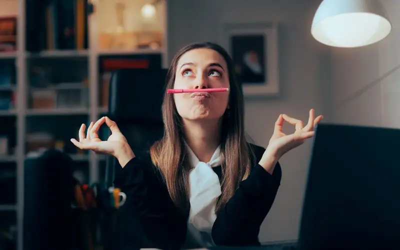 Two in five people admit that putting off life admin has cost them money - iStockphoto/Nicoletaionescu