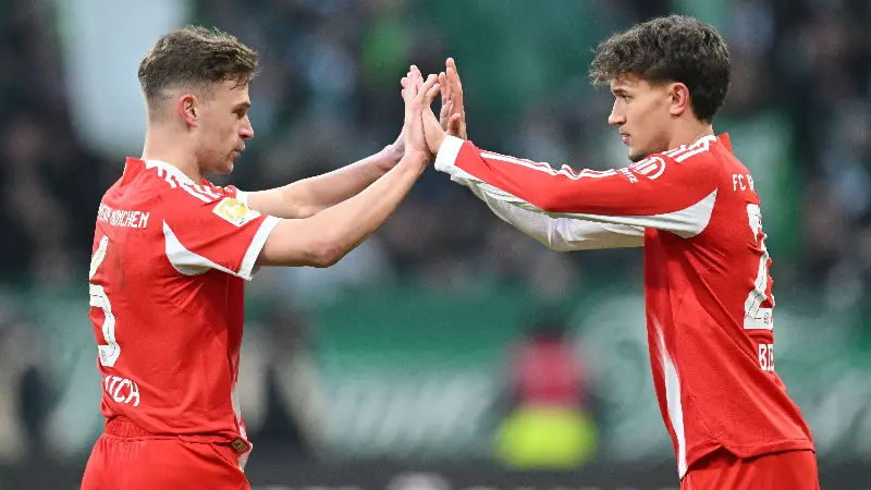Tom Bischof recuerda a Joshua Kimmich