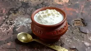 How To Check If Curd Is Fresh, 5 Tips Beyond The Expiry Date
