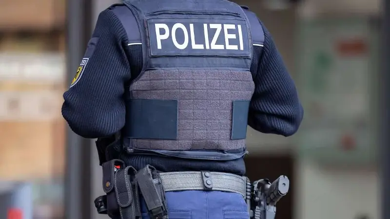 Opferstock in Ludwigsburger Stadtkirche aufgebrochen: Verdächtiger stiehlt Bargeld und Schublade