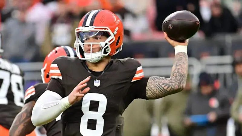 Cleveland Browns quarterback Dillon Gabriel