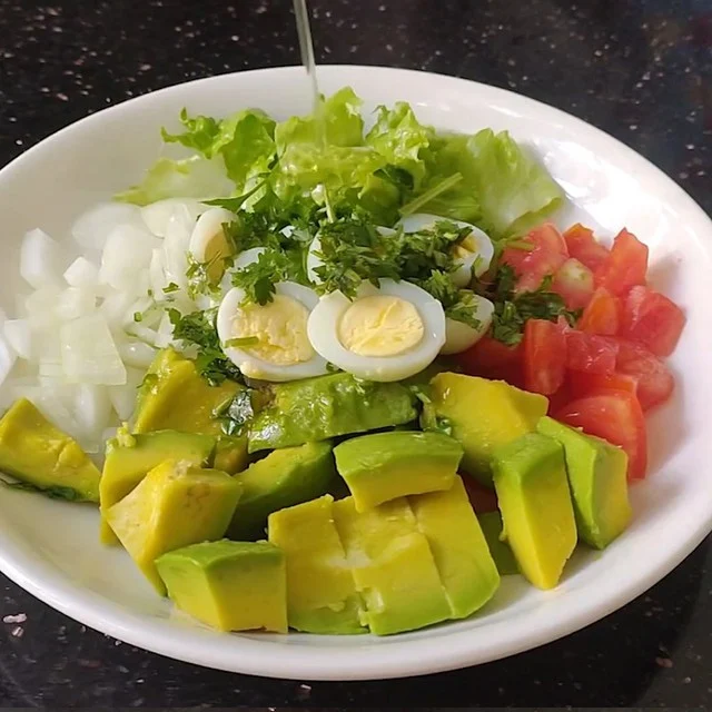 Món ăn giúp cơ thể bớt mệt mỏi khi thời tiết giao mùa hiệu quả nhất - Ảnh 3.