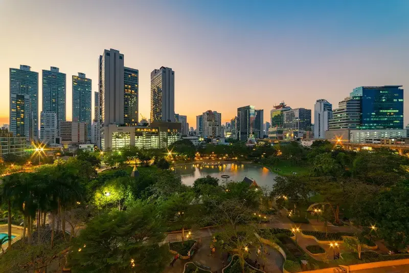 Benjasiri Park, a short walk across Sukhumvit road from EmQuartier. (Photo: Movenpick Hotel Sukhumvit 15 Bangkok)