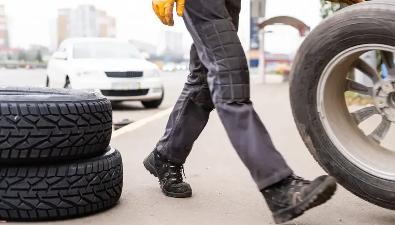 Cambio gomme estive obbligatorio dal 15 aprile 2026, chi rischia multe