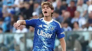Como confirm Nico Paz stay as Real Madrid retain buy-back option for Argentine star