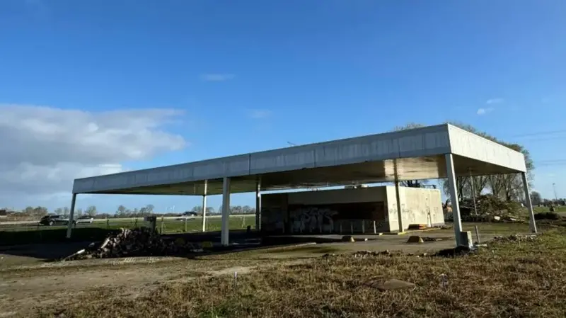Eindelijk duidelijkheid over verlaten benzinepomp langs de A12