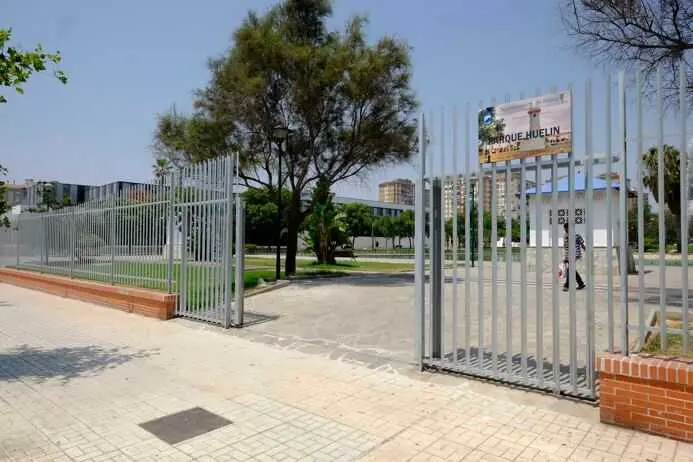 Málaga- El Ayuntamiento de la capital reformará el parque canino ubicado en el Parque de Huelin