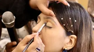Monsoon makeup guide: How to keep your base, eyeliner and lipstick intact in humid weather