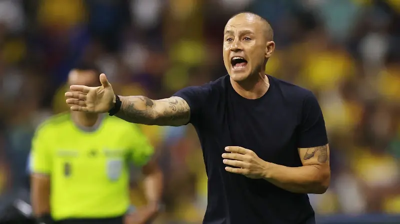 Campaz seals it as Cannavaro looks ahead