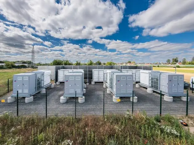 Deutlich mehr Batteriespeicher gebaut